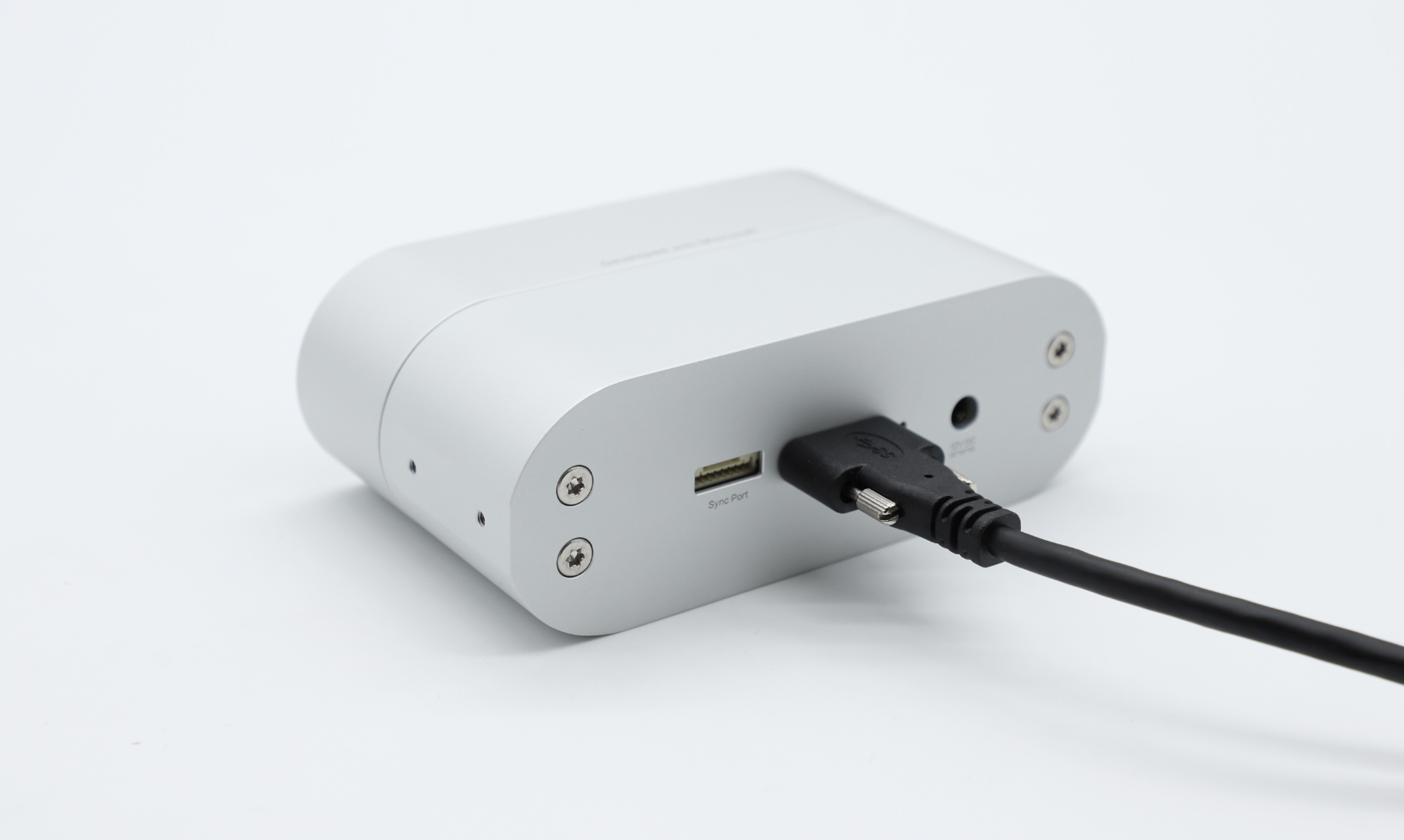 Femto Bolt采用USB-C接口進(jìn)行供電和傳輸。.png